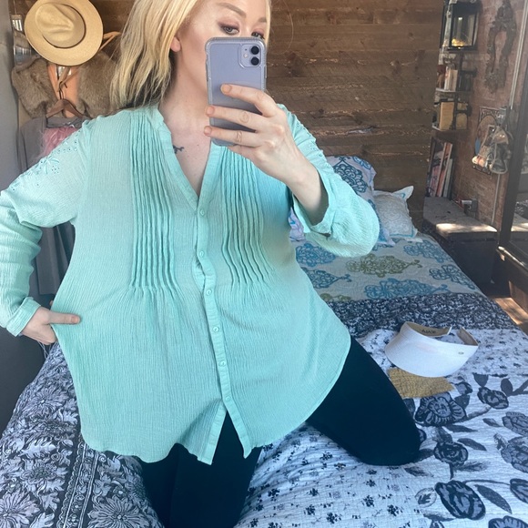 30-50% OFF BUNDLES! Soft surroundings blouse tunic button-down shirtdress shirt - Picture 4 of 16